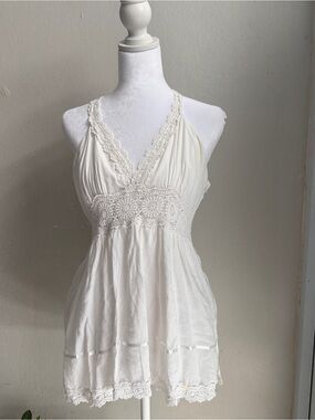 White Lace Trim V-Neck Summer Top